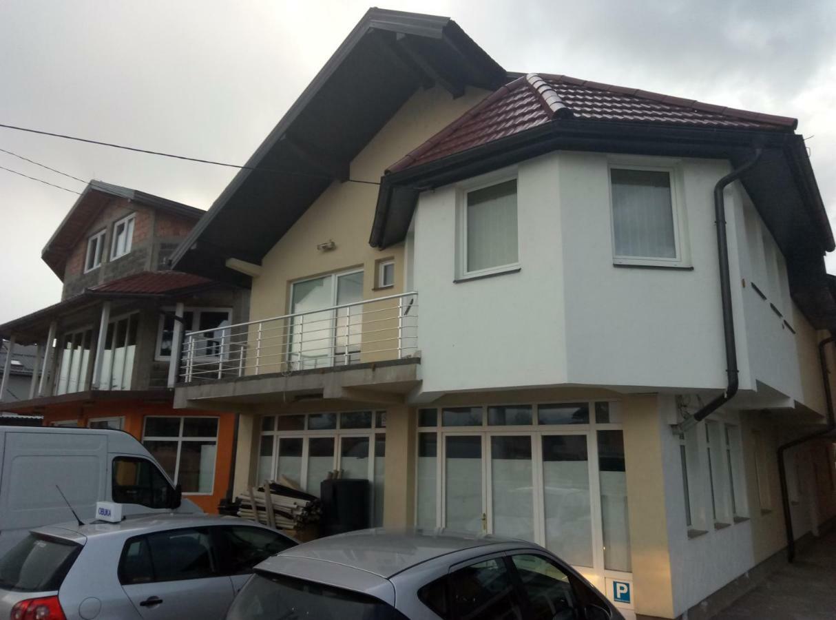 Apartments&Rooms Mido Visoko Luaran gambar