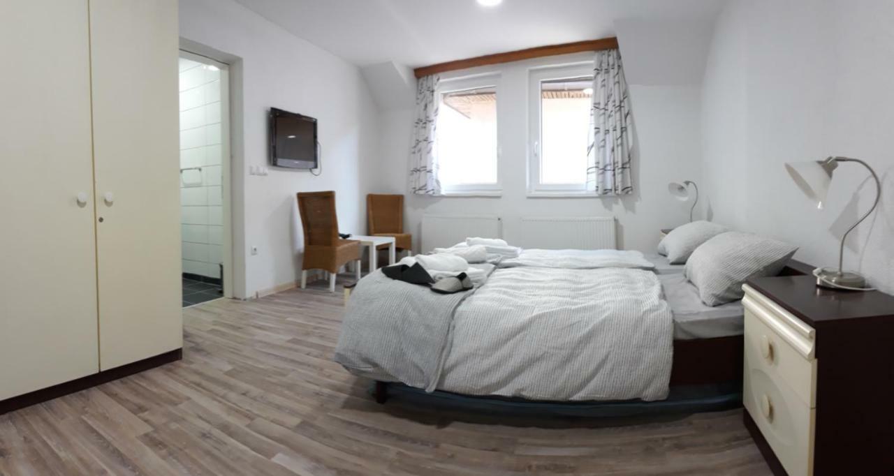 Apartments&Rooms Mido Visoko Luaran gambar